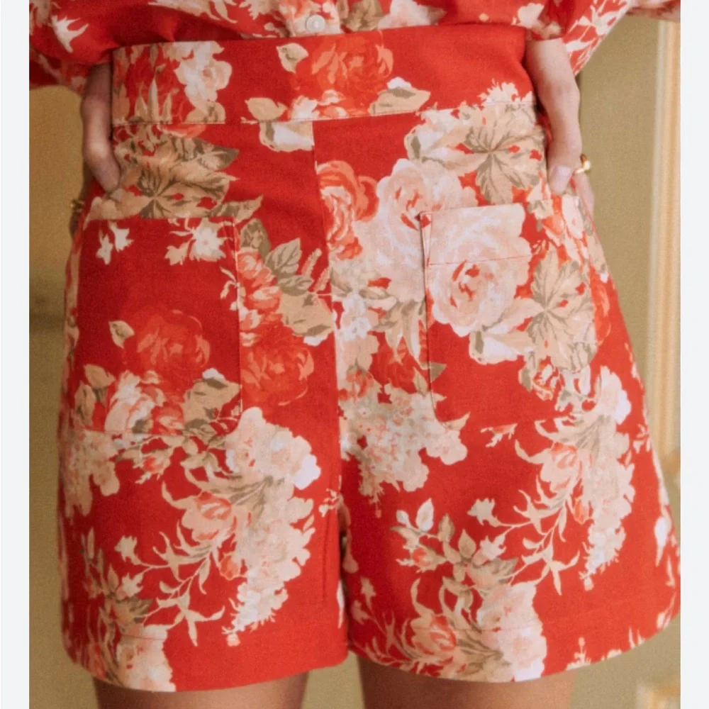 ✨Sezane Kenny Shorts